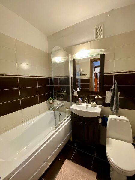 Drumul Taberei, Brasov vis a vis de Auchan